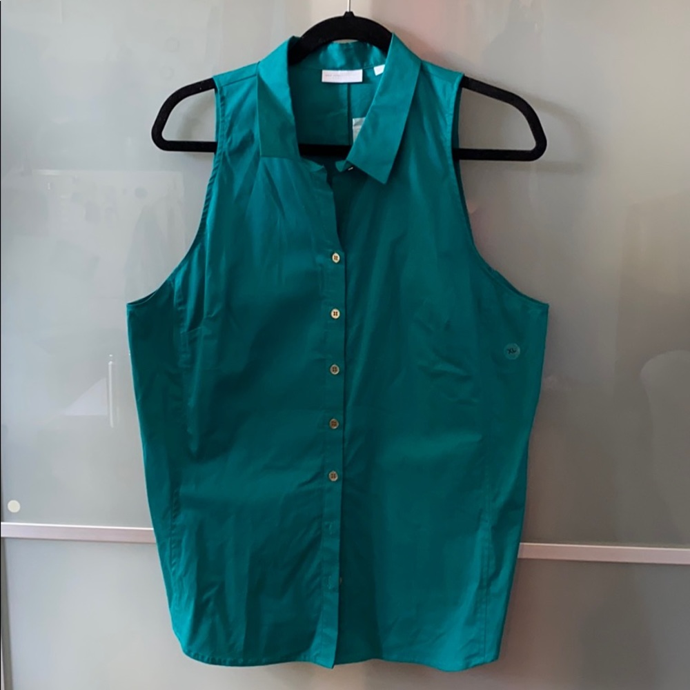 NY&C sleeveless, blouse shirt